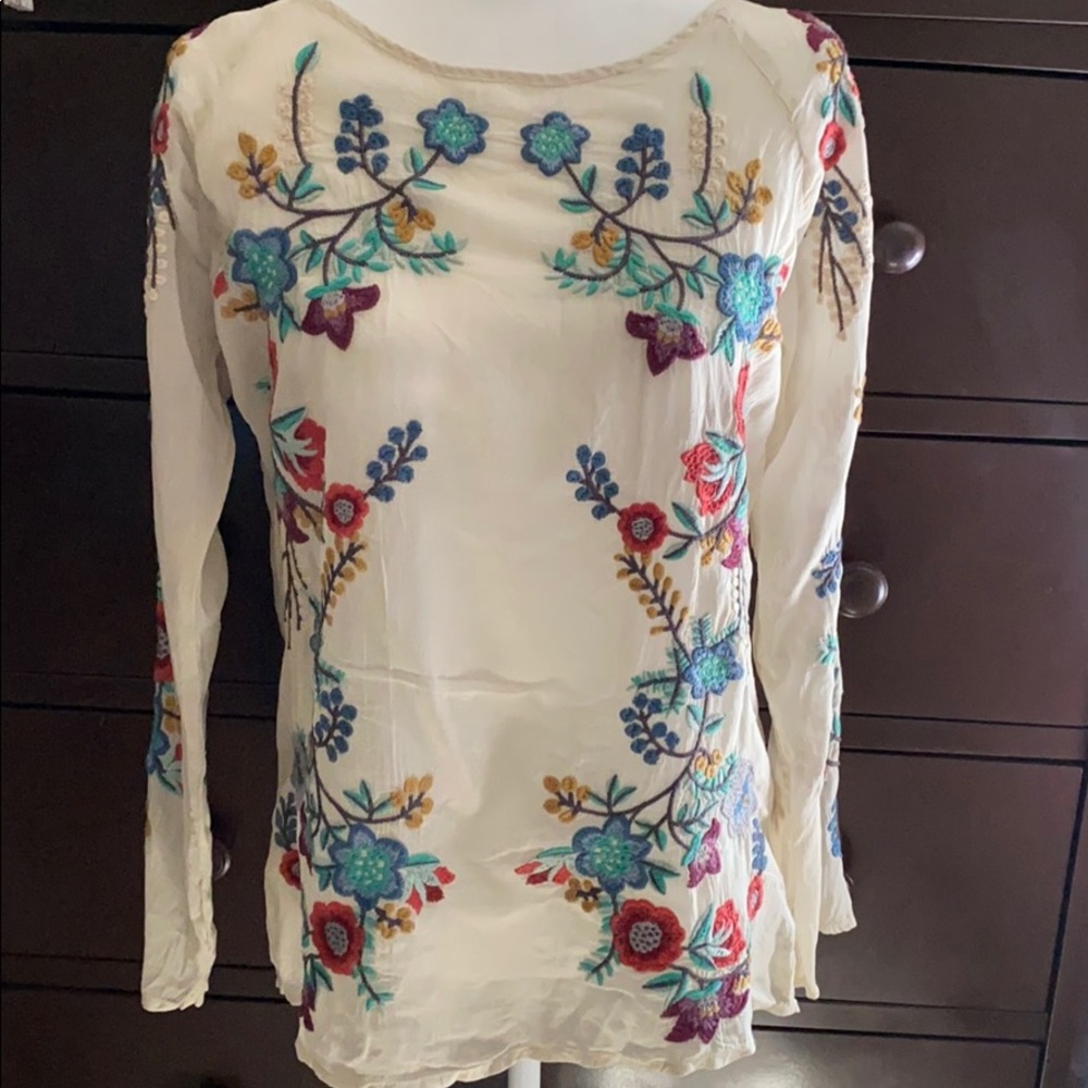 Kikimu blouse
